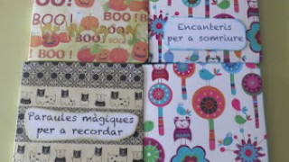 Petites llibretes tipus bloc forrades